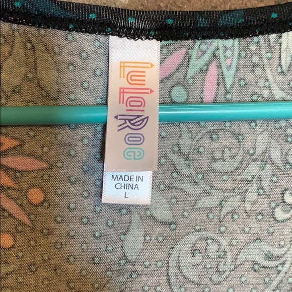LuLaRoe Perfect Tee - Picture 3 of 7